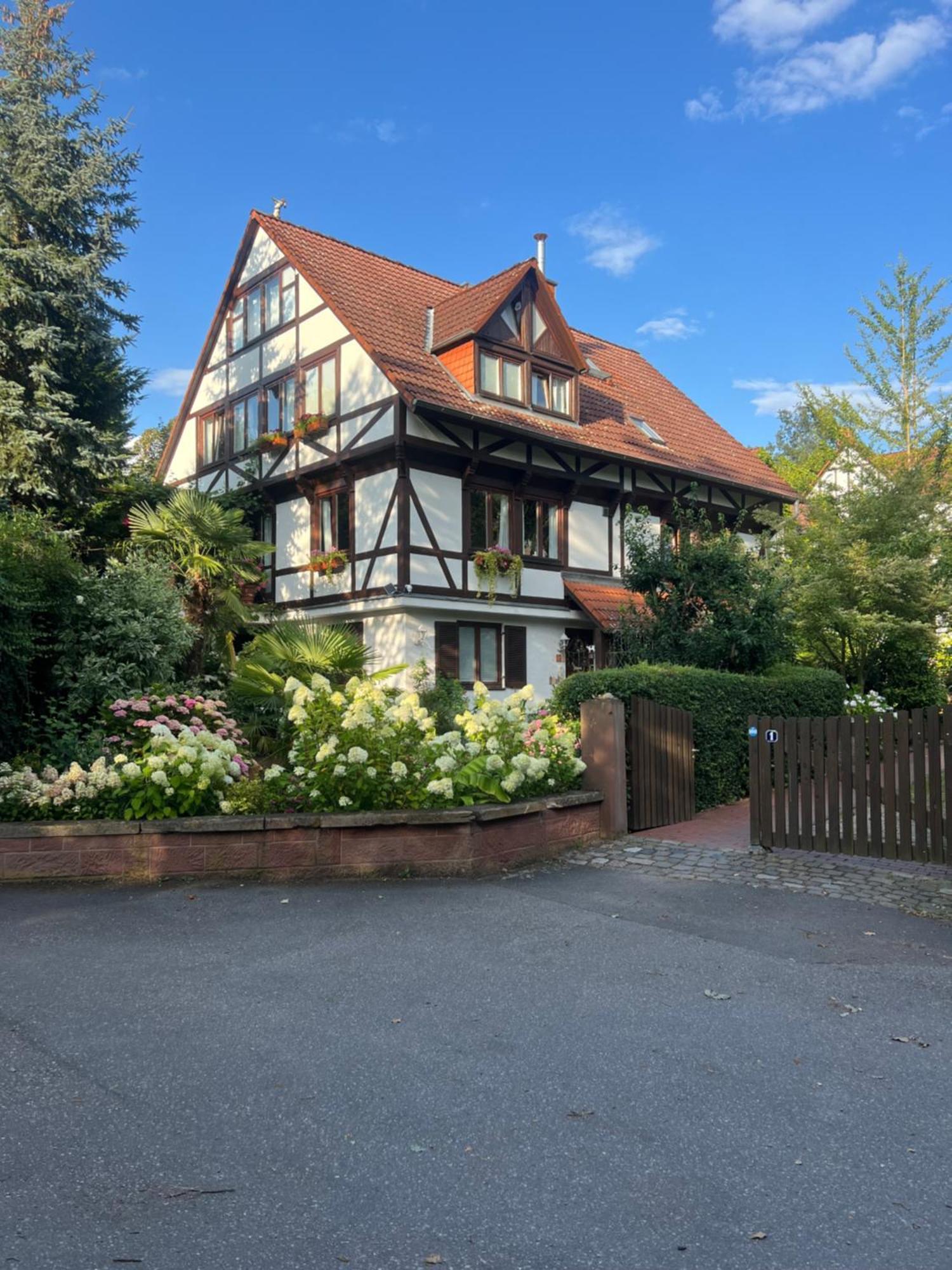 Einliegerwohnung In Einer Muehle Vor Den Toren Frankfurts, Ideal Fuer Messegaeste Oder Stop Over Dreieich Zewnętrze zdjęcie